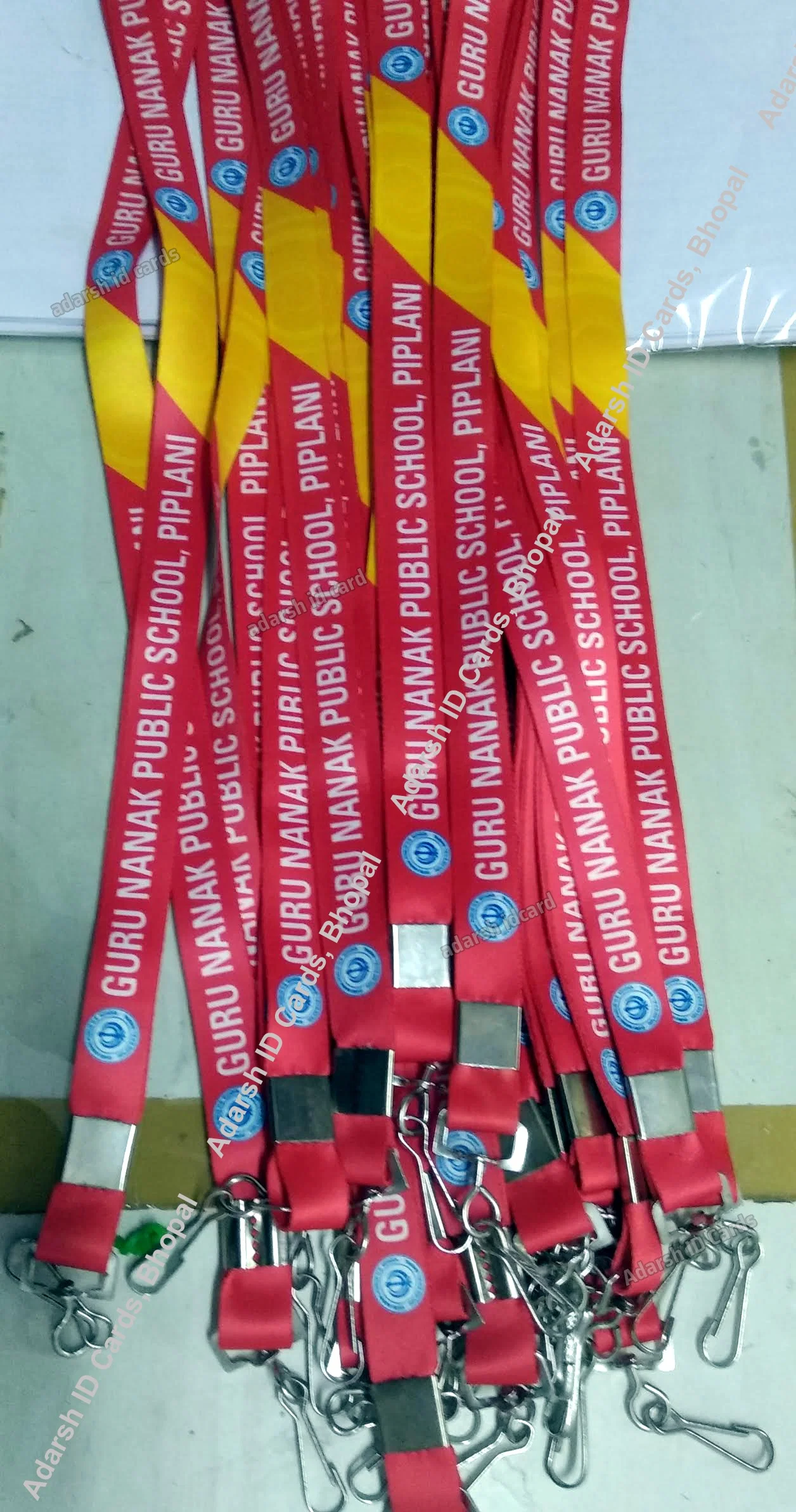 Lanyards 2CB691