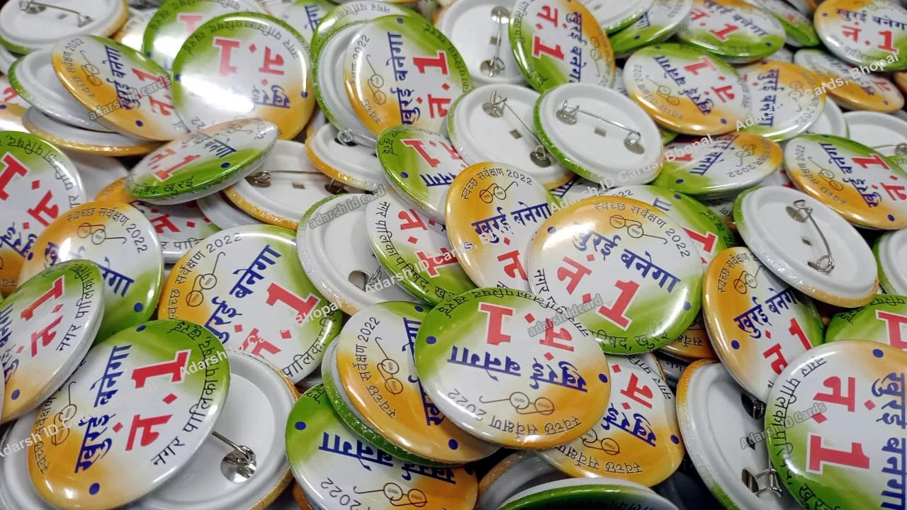 Badges B3AAF8