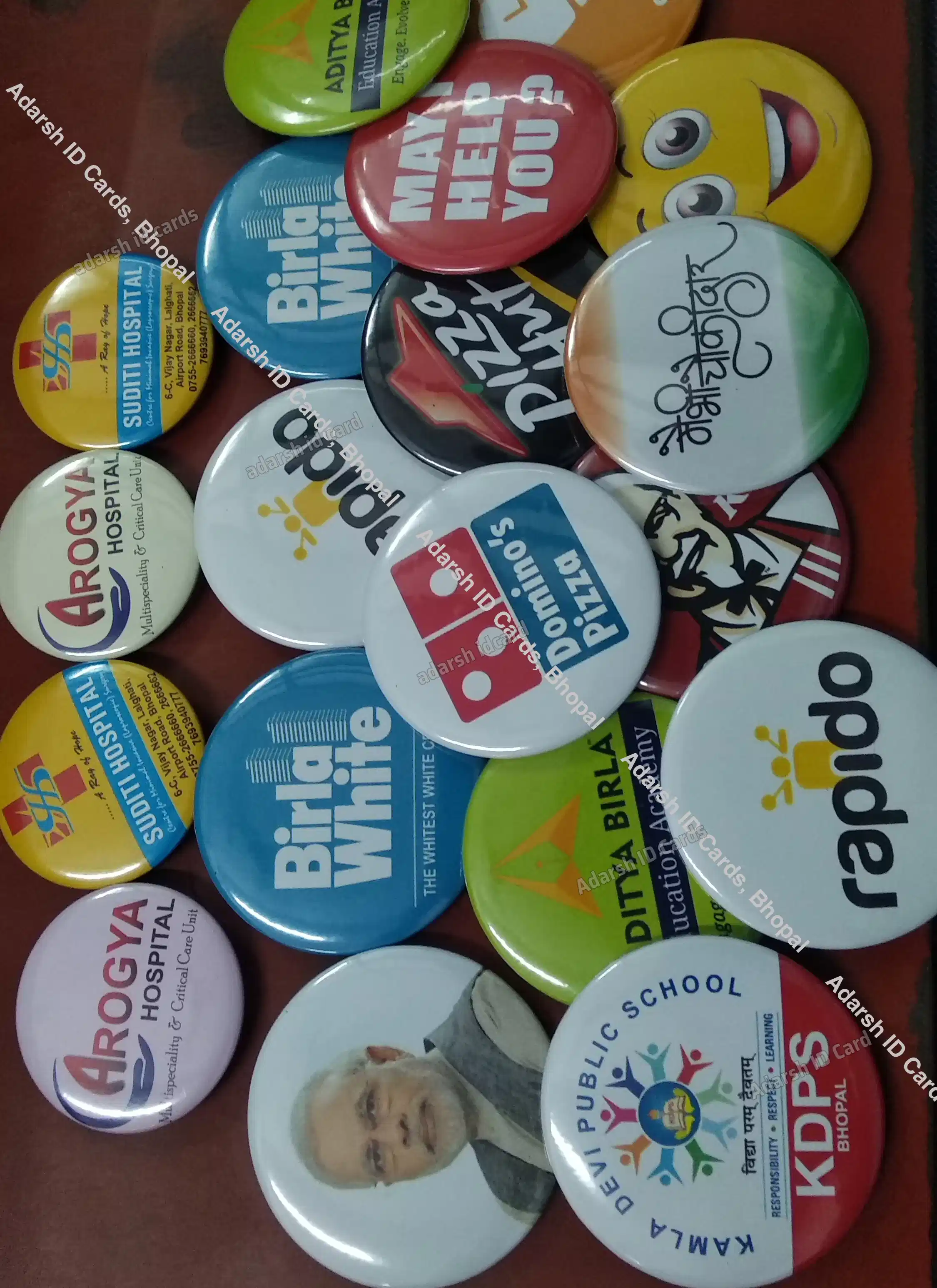 Badges 836E98
